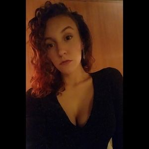 Meet your Posher, Nikki